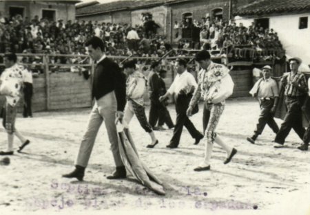 Fuentesauco_bertaromero1956espejoplaza.jpg